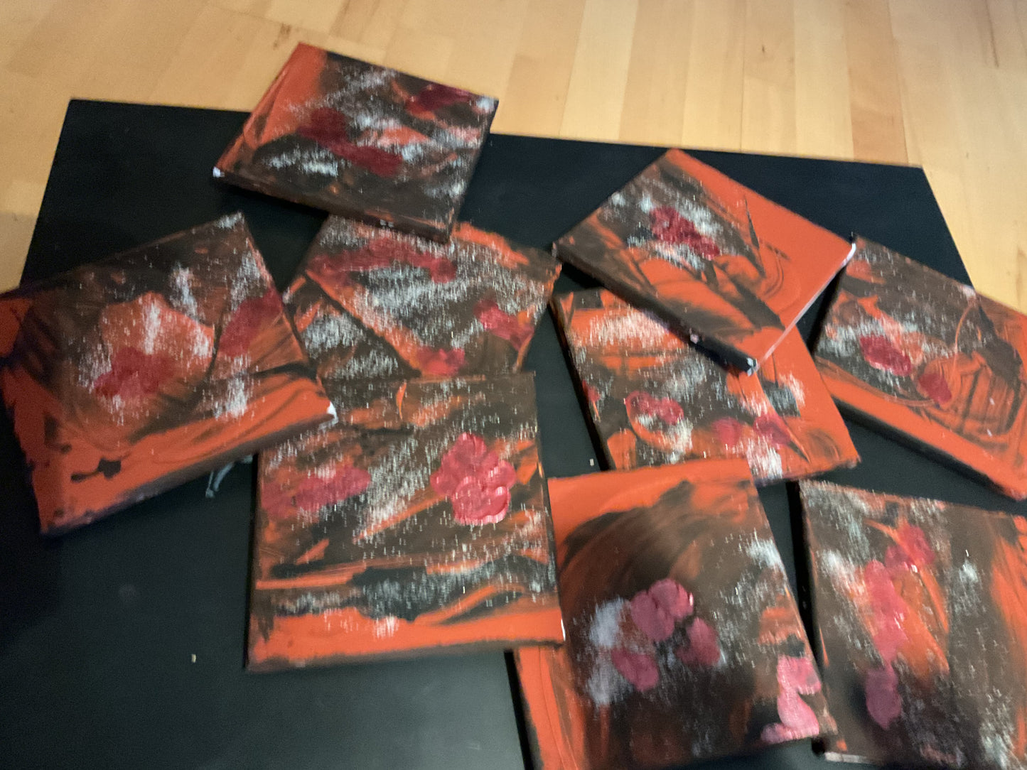 dont worry, be happy – 9-teiliges Acrylgemälde, Frontansicht